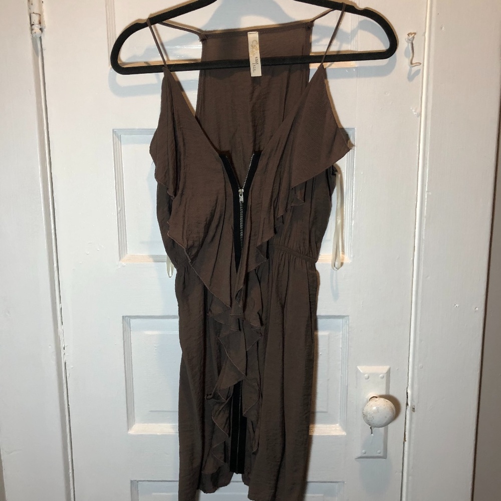Francesca's Brown Dress with Ruffles and Zipper